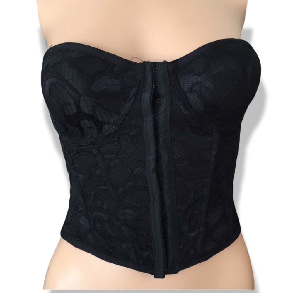 T rue Solid Black Lace Bustier